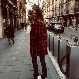 Meet your Posher, Pinky